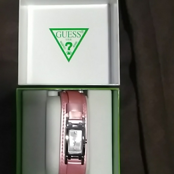 Guess watch - Picture 3 of 4